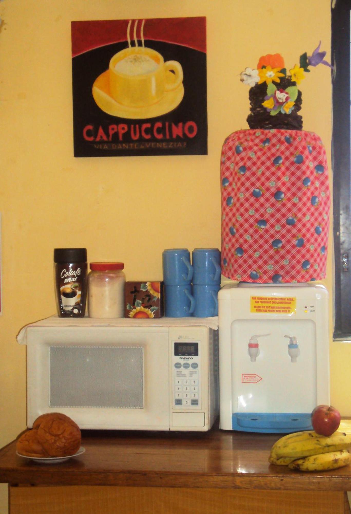 Hostal La Casa De Luis Puerto Baquerizo Moreno Bagian luar foto